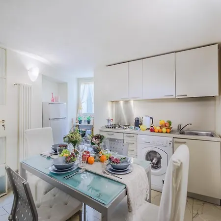 Centrally-located In Lucca